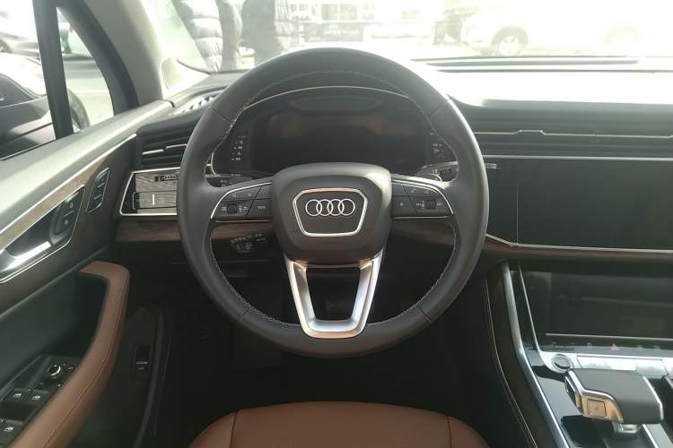 Used Audi Q7 2025 55 TFSI quattro S line Sport Edition