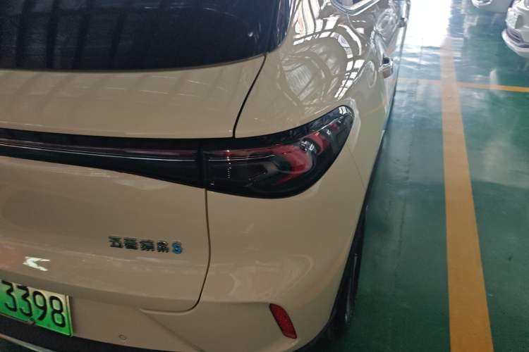 Used Wuling Bingo S 2025 Model 430km Flagship Edition Right Rear Taillight