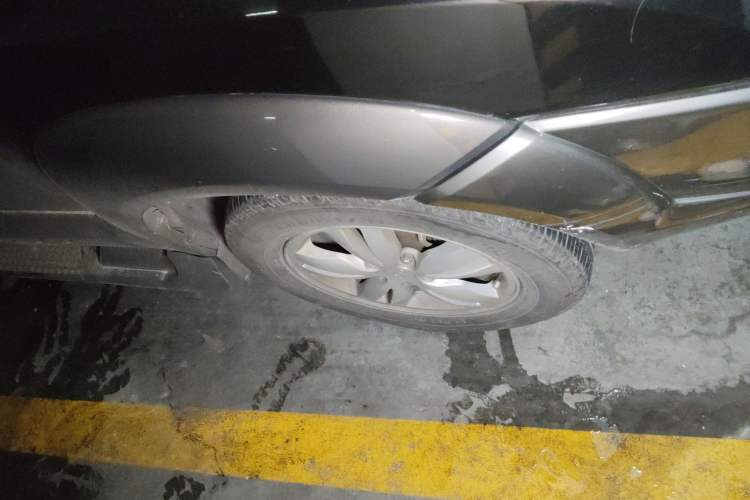 Used Hyundai Tucson 2009 2.0L Manual Two-Wheel Drive Fashion Edition
