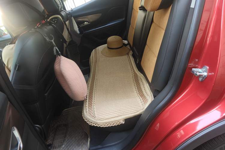 Used Buick Encore 2015 1.4T Automatic Two-Wheel Drive Urban Leading Model
