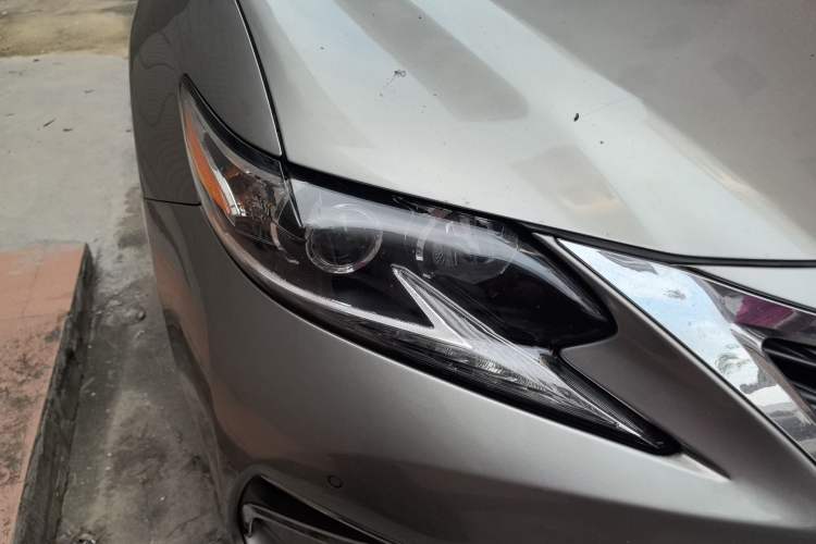 Used Lexus ES 2015 200 Elite Edition Right Front Headlight