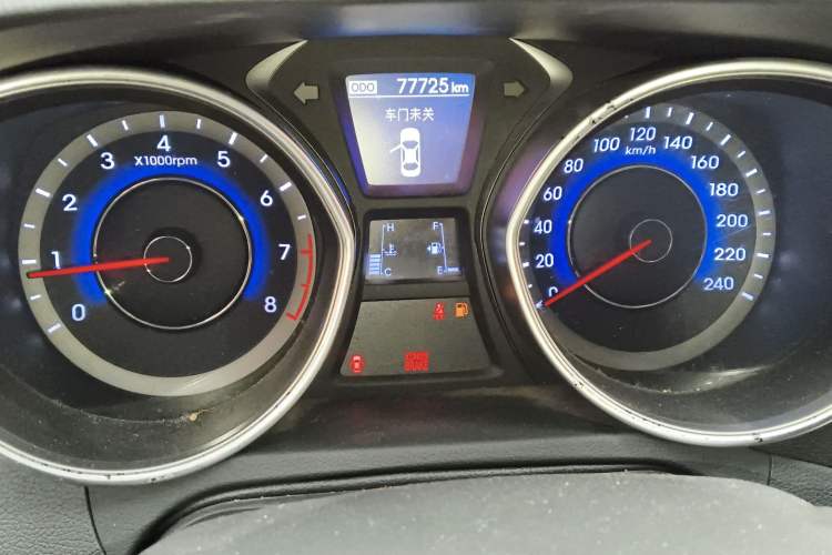 Used Hyundai Elantra (5th Generation / Langdong) 2016 1.6L Manual Luxury Model