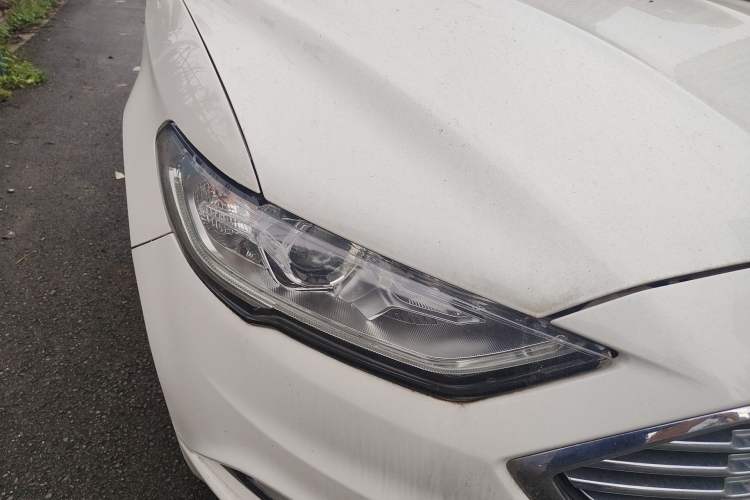 Used Ford Mondeo 2017 EcoBoost 200 Stylish Model Right Front Headlight