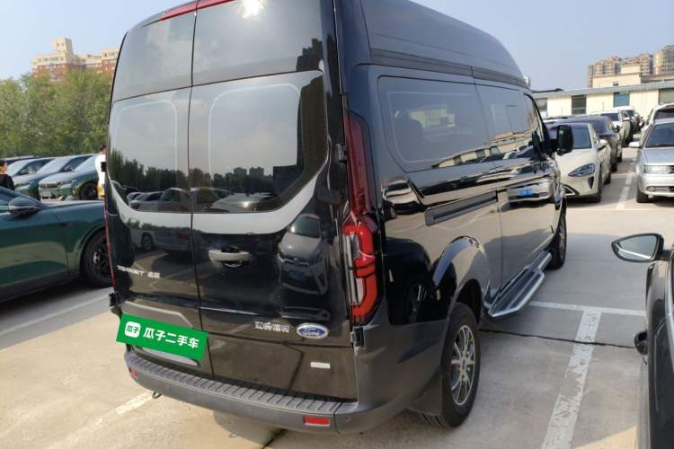 Used Ford Transit 2023 2.0T Gasoline Automatic Multi-Function Commercial Vehicle Mid-Drive Mid-Roof 5/6 Seats