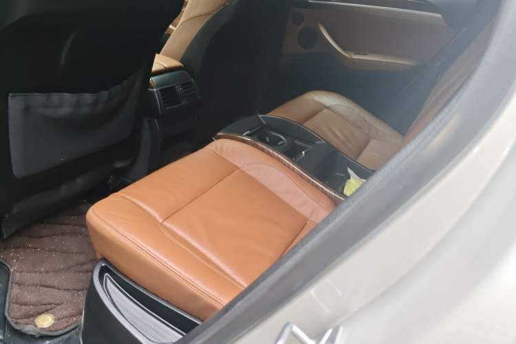 Used BMW X6 2011 xDrive35i
