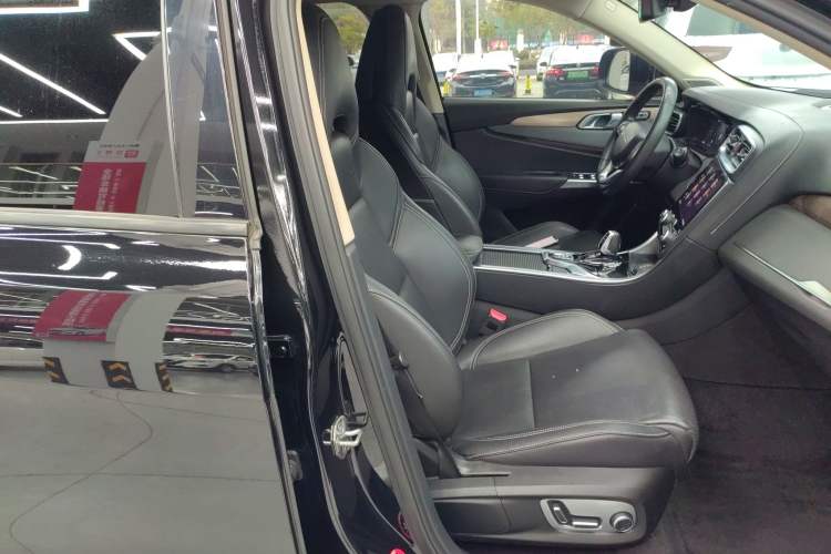 Used Lynk & Co 01 2019 2.0T Two-Wheel-Drive Pro Version China VI Standard