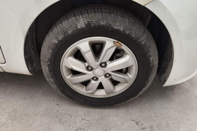 Used Kia K2 2015 Sedan 1.4L MT GLS
