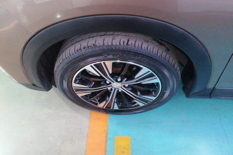 Used Mitsubishi Eclipse Cross 2018 1.5T CVT Two-Wheel Drive Fearless Edition Left Front Wheel Hub