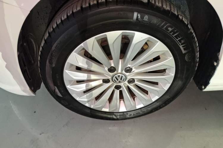 Used Volkswagen Lavida 2019 1.5L Automatic Comfort Edition China VI Standard