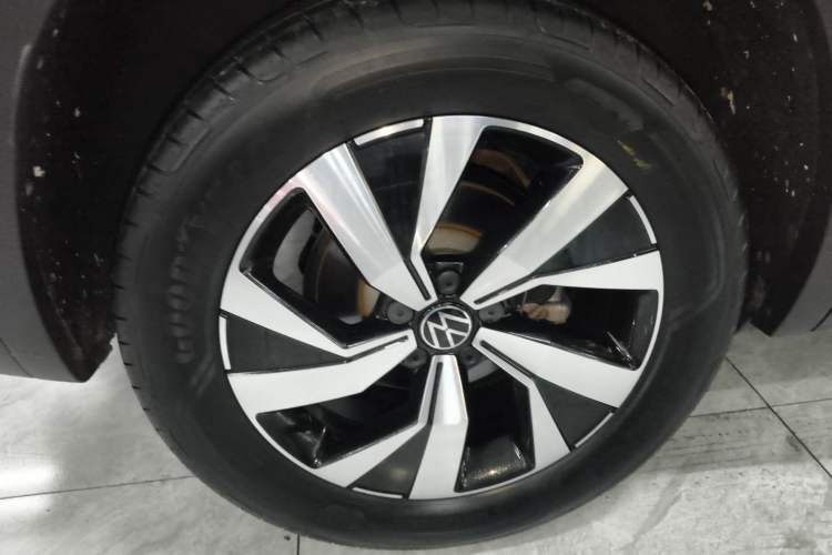 Used Volkswagen Tayron 2022 280TSI Two-Wheel Drive Luxury Smart Connectivity Version Exterior 5