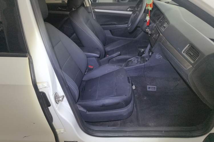 Used Volkswagen Lavida 2017 1.6L Automatic Fashion Edition