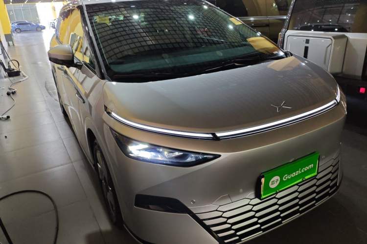 Used XPeng X9 2024 702 Ultra-Long Range Pro