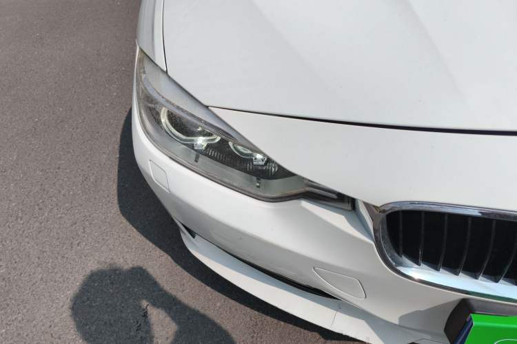 Used BMW 3 Series 2013 320i Sport Edition Right Front Headlight