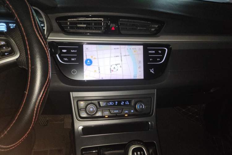 Used Geely Auto Emgrand 2018 1.5L Manual Upward Connect Edition Audio And AC Panel