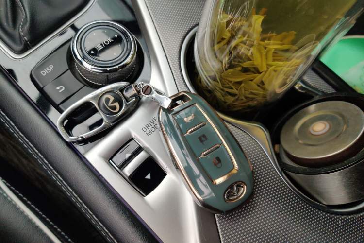 Used Infiniti Q50L 2021 2.0T Enjoyment Edition Vehicle Key