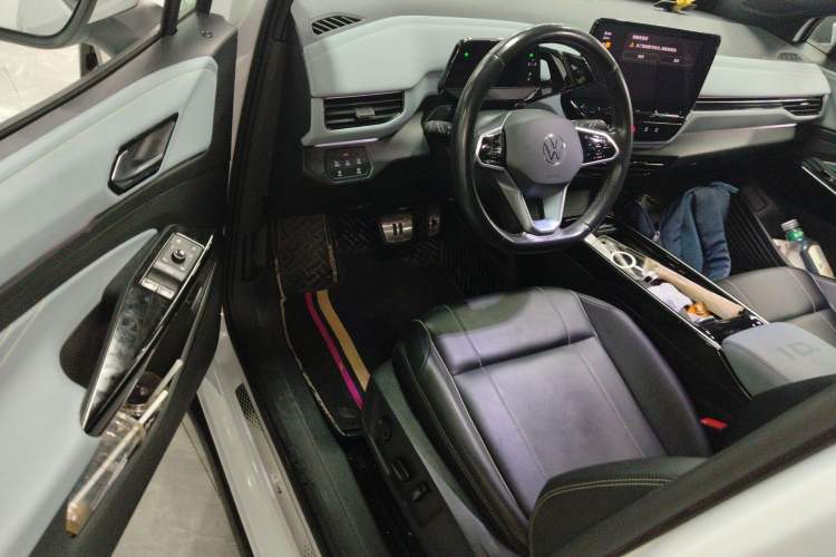 Used Volkswagen ID.4 X 2022 Pure Long-Range Version Driver Seat