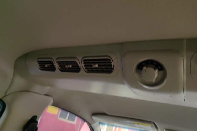 Used JAC Group Refine 2011 2.4L Government Procurement Version Manual Luxury Trim
