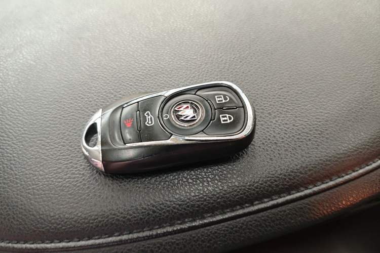 Used Buick GL8 2021 Land Cruiser Executive Class 652T Luxury Model