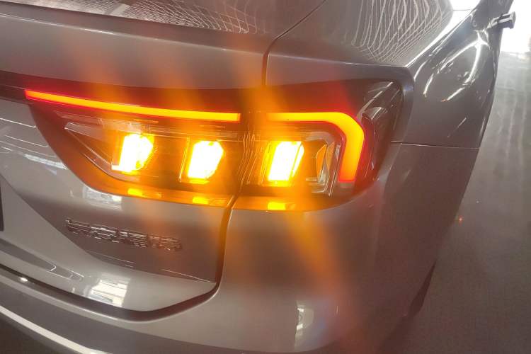 Used Ford Mondeo 2022 Restyled EcoBoost 245 Luxury Version Right Rear Taillight