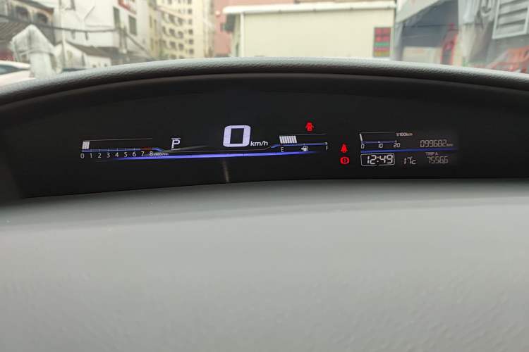 Used Honda Jade 2014 1.8L Automatic Comfort Elite Version 5 Seats
