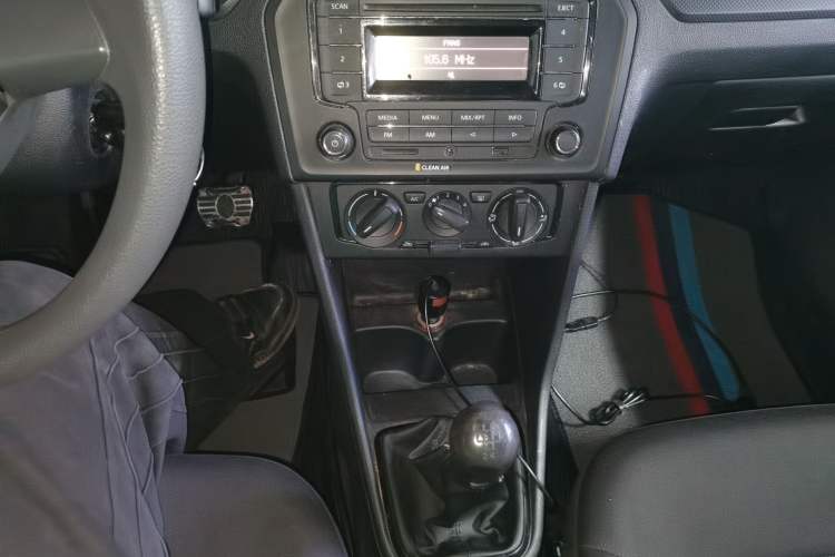 Used Volkswagen Jetta 2015 Value Edition 1.6L Manual Fashionable Style