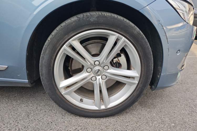 Used Volvo S90 2019 T5 Zhiyuan Edition
