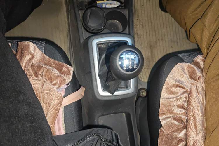 Used CHANGAN OSHAN Olisway 2013 1.4L Manual Jingxiang Model