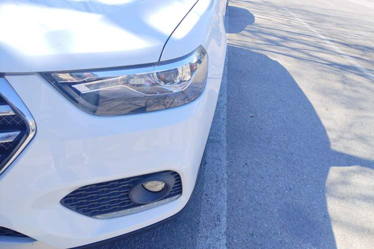 Used Haval H6 2018 Blue Label Sport Edition 1.5T Automatic Two-Wheel Drive Elite Model Left Front Headlight