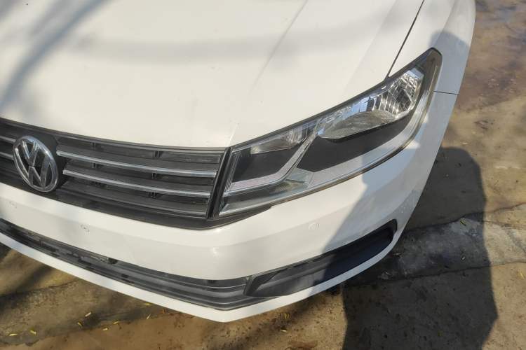 Used Volkswagen Santana 2018 1.5L Manual Fashion Edition Left Front Headlight