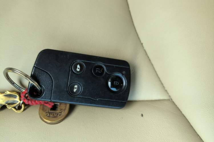 Used Honda Elysion 2012 2.4L VTi-S Prestige Edition
