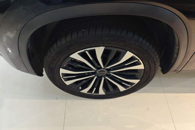 Used EXEED Lingyun 2024 400T Two-Wheel-Drive King Edition