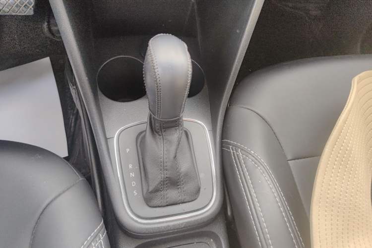 Used Volkswagen Polo 2018 1.5L Automatic Advanced Driving Model Gear Lever
