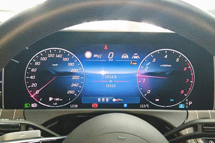 Used Mercedes-Benz E-Class 2024 Refresh E 300 L Stylish Edition Instrument Cluster