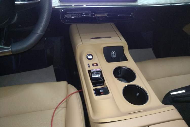 Used GAC Trumpchi E8 New Energy 2024 150km MAX+