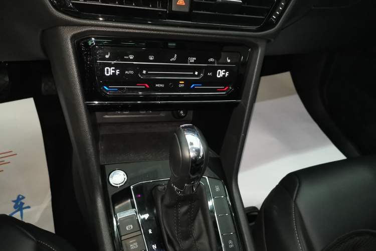 Used Volkswagen Tharu 2021 280TSI Two-Wheel-Drive Luxury Plus Edition