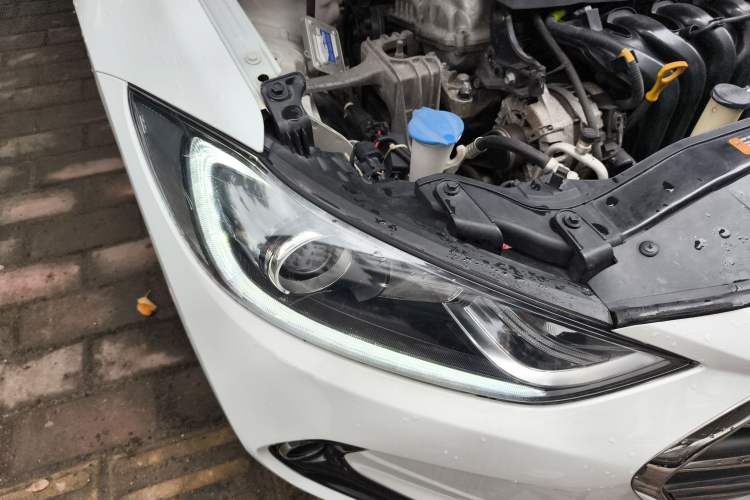 Used Hyundai Elantra (6th Generation / Lingdong) 2016 1.6L Automatic ZhiXuan – Elite Version