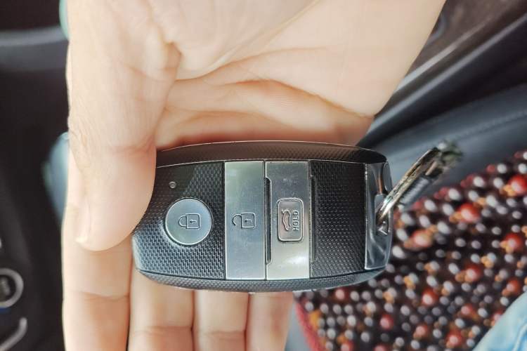 Used Kia K5 2016 1.6T Automatic LUX