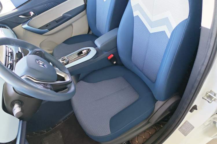 Used CHANGAN Benni E-Star 2022 Qingxin Edition Colorful Model Lithium-NMC Left Front Seat