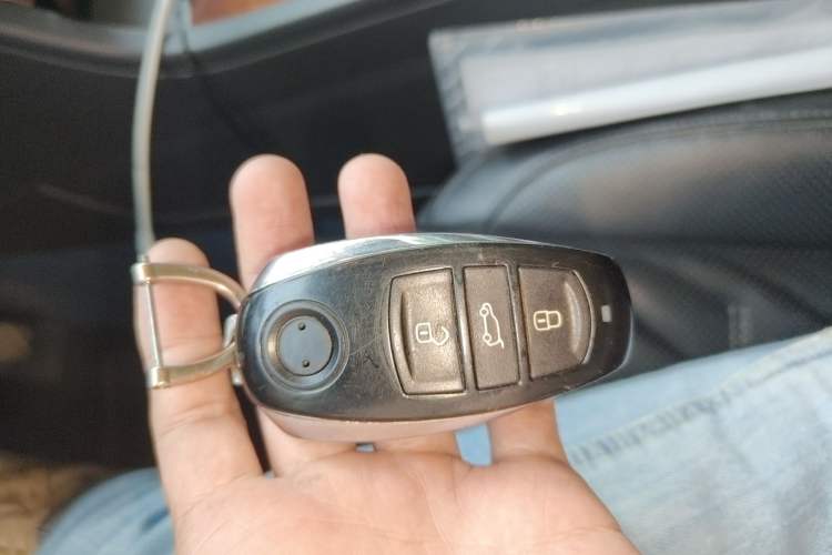 Used Volkswagen Touareg 2011 3.0 TSI Comfort Version