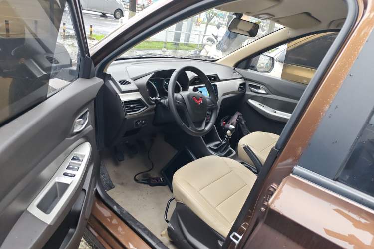 Used Wuling Hongguang 2021 1.5L Facelift S Comfort Version Hydraulic Power Steering LAR Left Front Seat