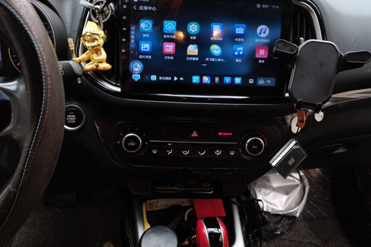 Used Kia KX3 2015 1.6T Automatic Two-Wheel Drive DLX
