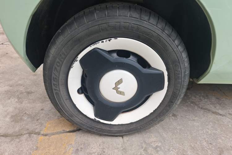 Used Wuling Hongguang MINIEV 2022 Macaron Premium Model – Lithium Iron Phosphate