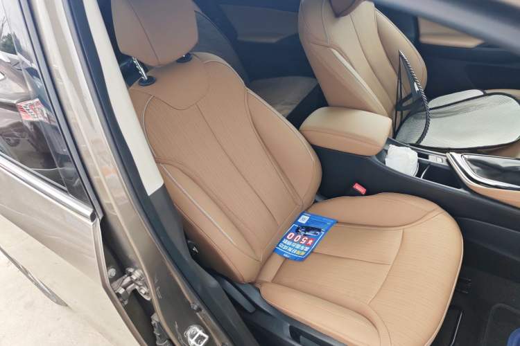 Used Buick GL6 2021 323T Mild Hybrid Connect Luxury Model Right Front Seat