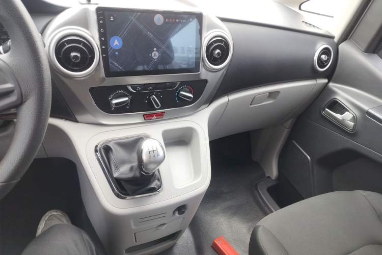 Used JAC Refine M3 2022 PLUS Standard Model 1.5T
