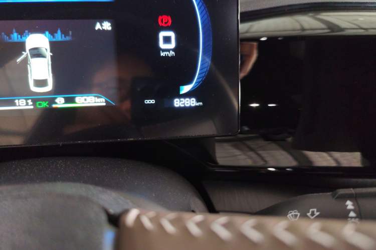 Used BYD Qin PLUS 2024 HONOR Edition DM-i 55KM Leading Model
