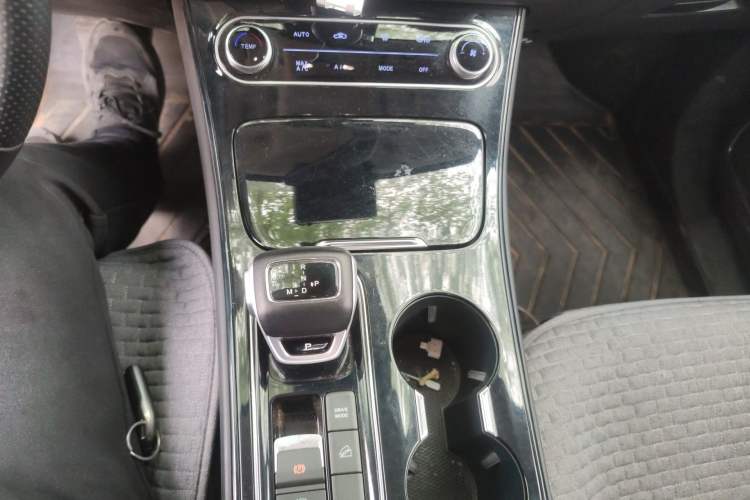 Used FORTHING T5 EVO 2021 1.5TD DCT Diamond Edition
