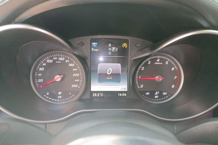 Used Mercedes-Benz C-Class 2015 C 260 L Instrument Cluster