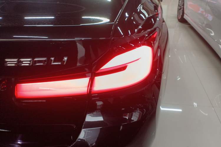 Used BMW 5 Series 2023 530Li Leading Edition Luxury Package
