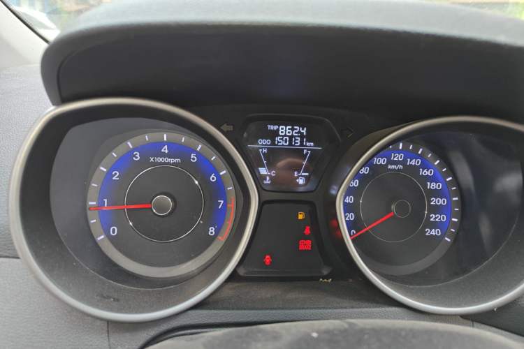 Used Hyundai Elantra (5th Generation / Langdong) 2012 1.6L Manual Fashion Edition Odometer Close Up