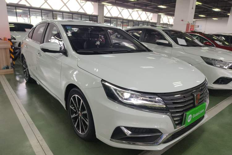 Used Roewe i6 New Energy 2017 45T Hybrid Connective Smart Luxury Edition
